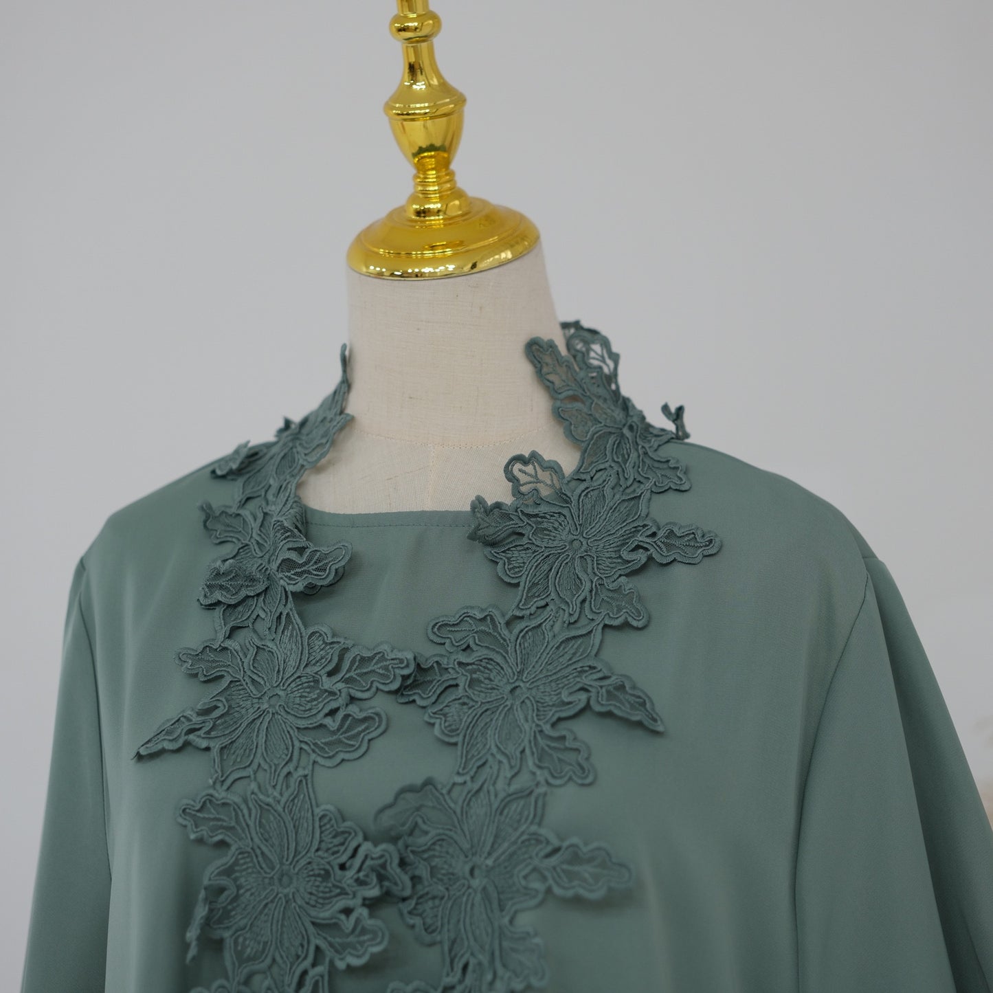 The Fleur Lace Abaya (EG140)