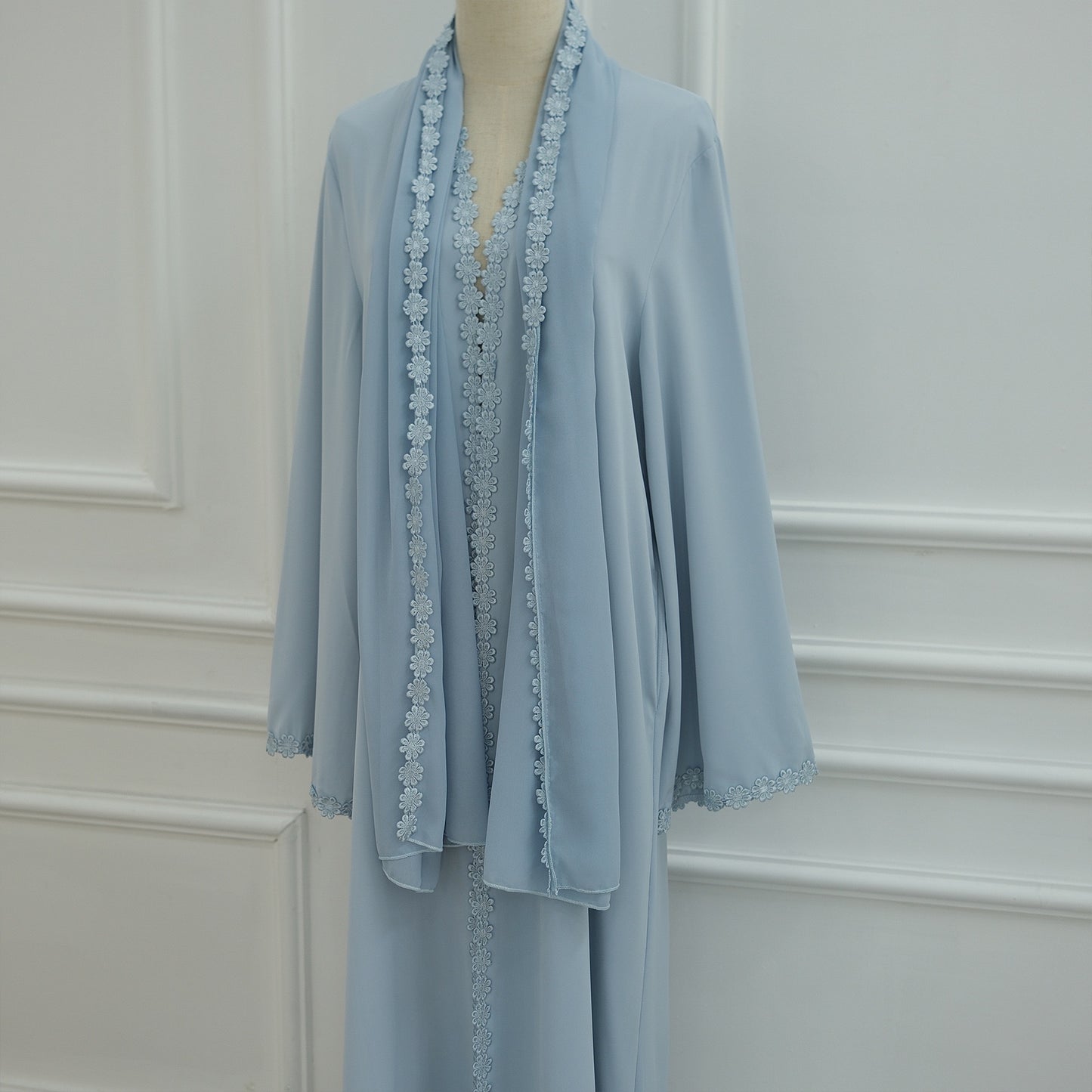 The Bloom Abaya Couture 
(EG137)