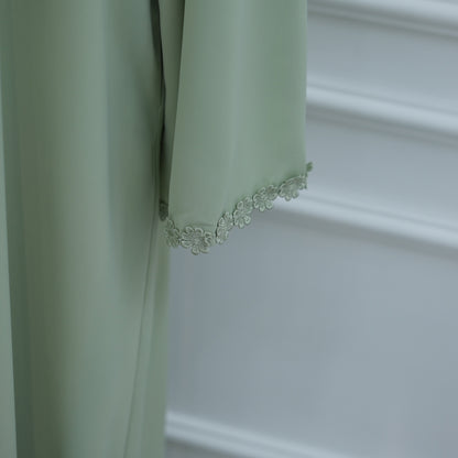 The Bloom Abaya Couture 
(EG137)