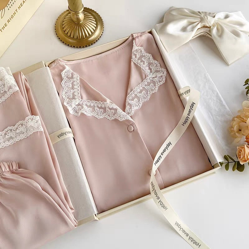 High-Quality Ice Silk French Palace Style Lace Luxury Three-Piece set (EG202) - Elara Global 
