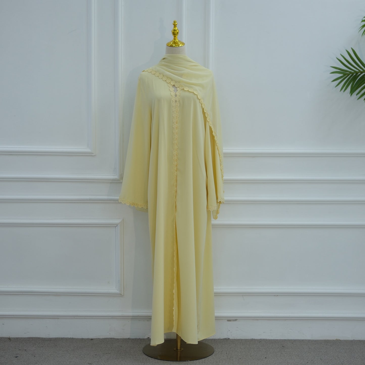 The Bloom Abaya Couture 
(EG137)