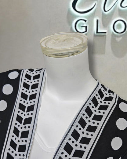 The Monochrome Abaya Set
(EG142)