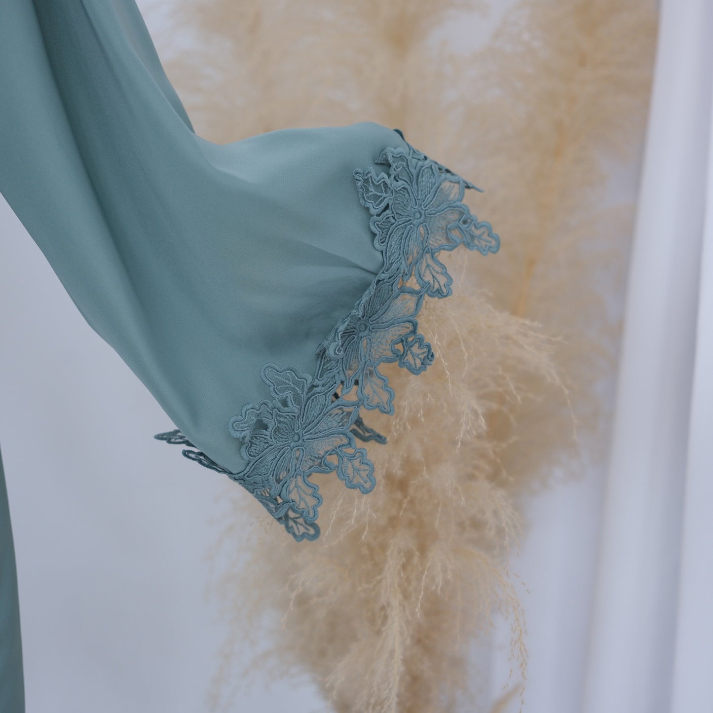 The Fleur Lace Abaya (EG140)