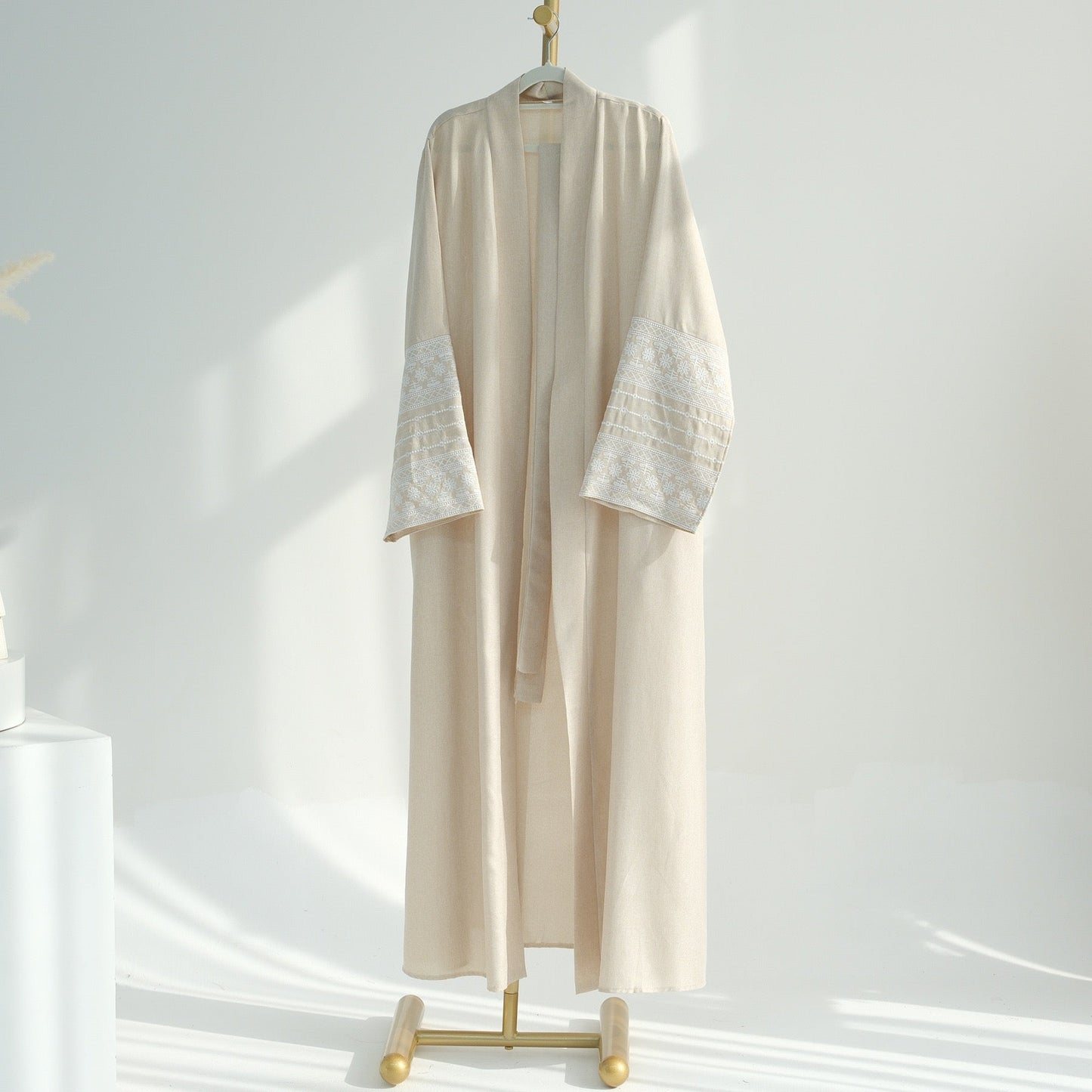 Azrah Embroidered Open Abaya - Elara Global