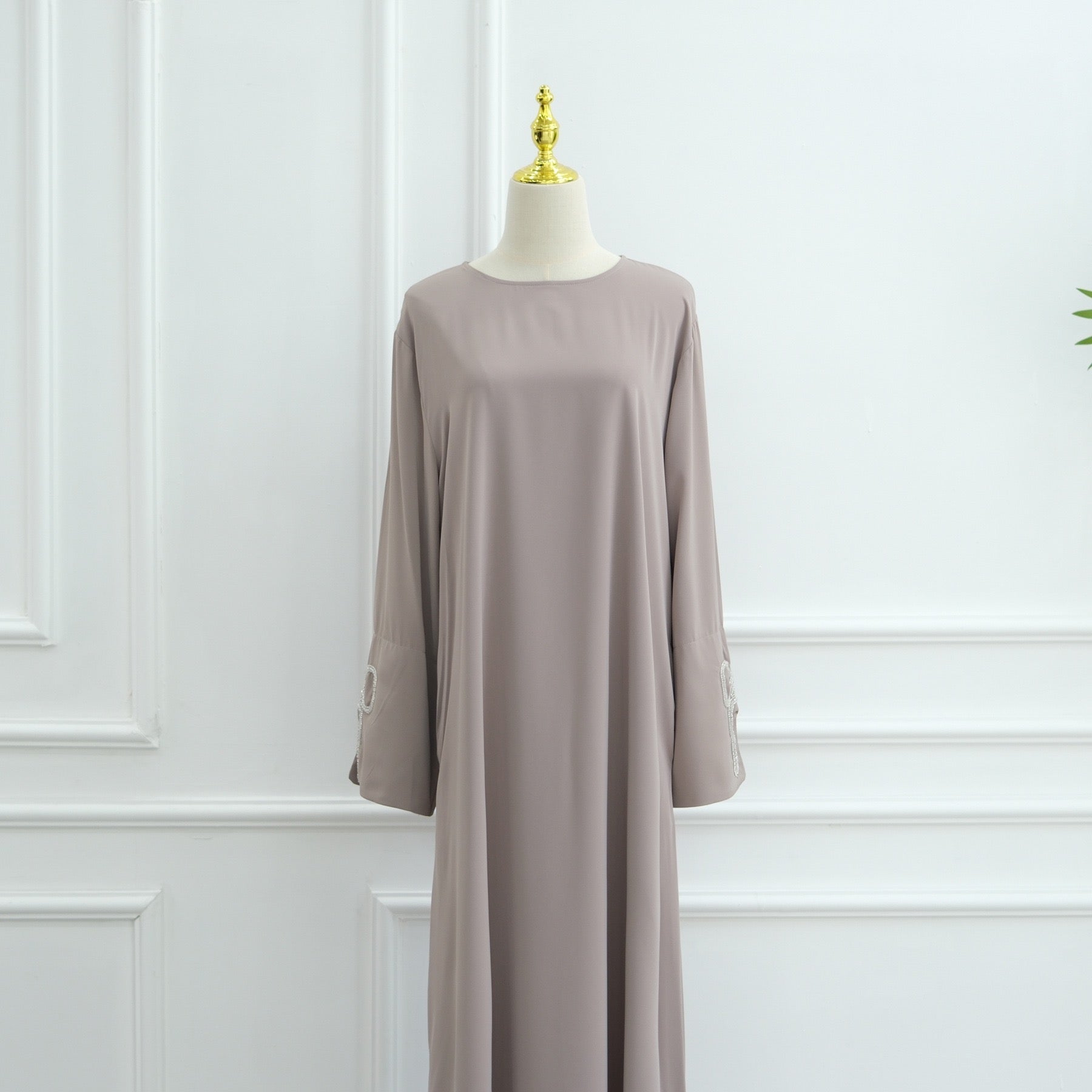 Cherry Fawn Handcrafted Silver Bow Sleeves Abaya (EG124) - Elara Global