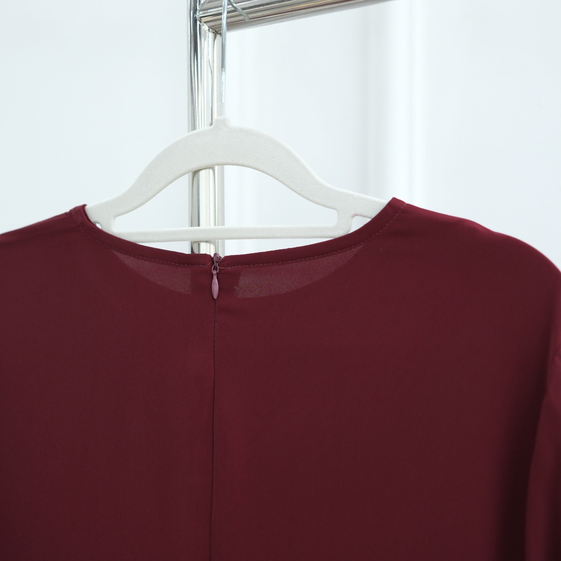 Cherry Fawn Handcrafted Silver Bow Sleeves Abaya (EG124) - Elara Global