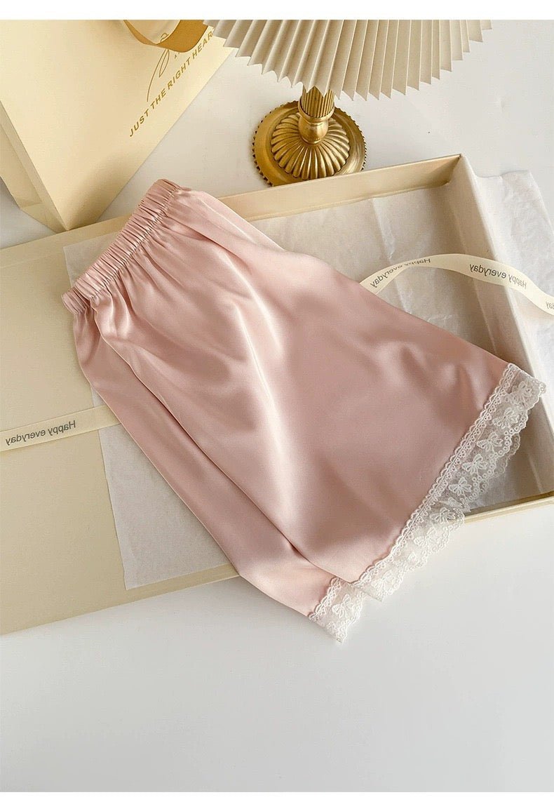 High - Quality Ice Silk French Palace Style Lace Luxury Three - Piece set - Elara Global